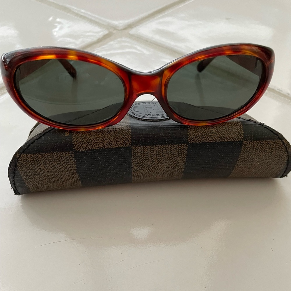 Fendi Havana FS 197 Sunglasses